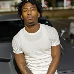 Meet your Posher, Jaylan